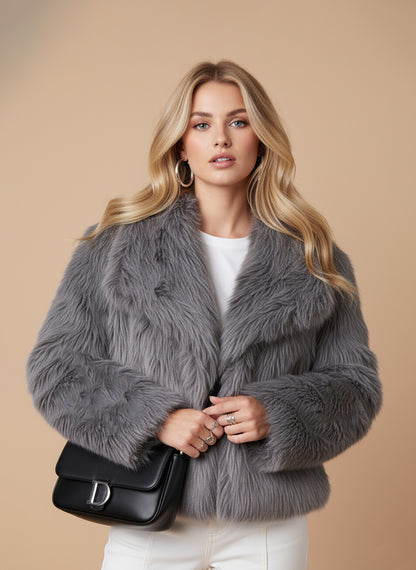 CARLOTA - Abrigo de lujo