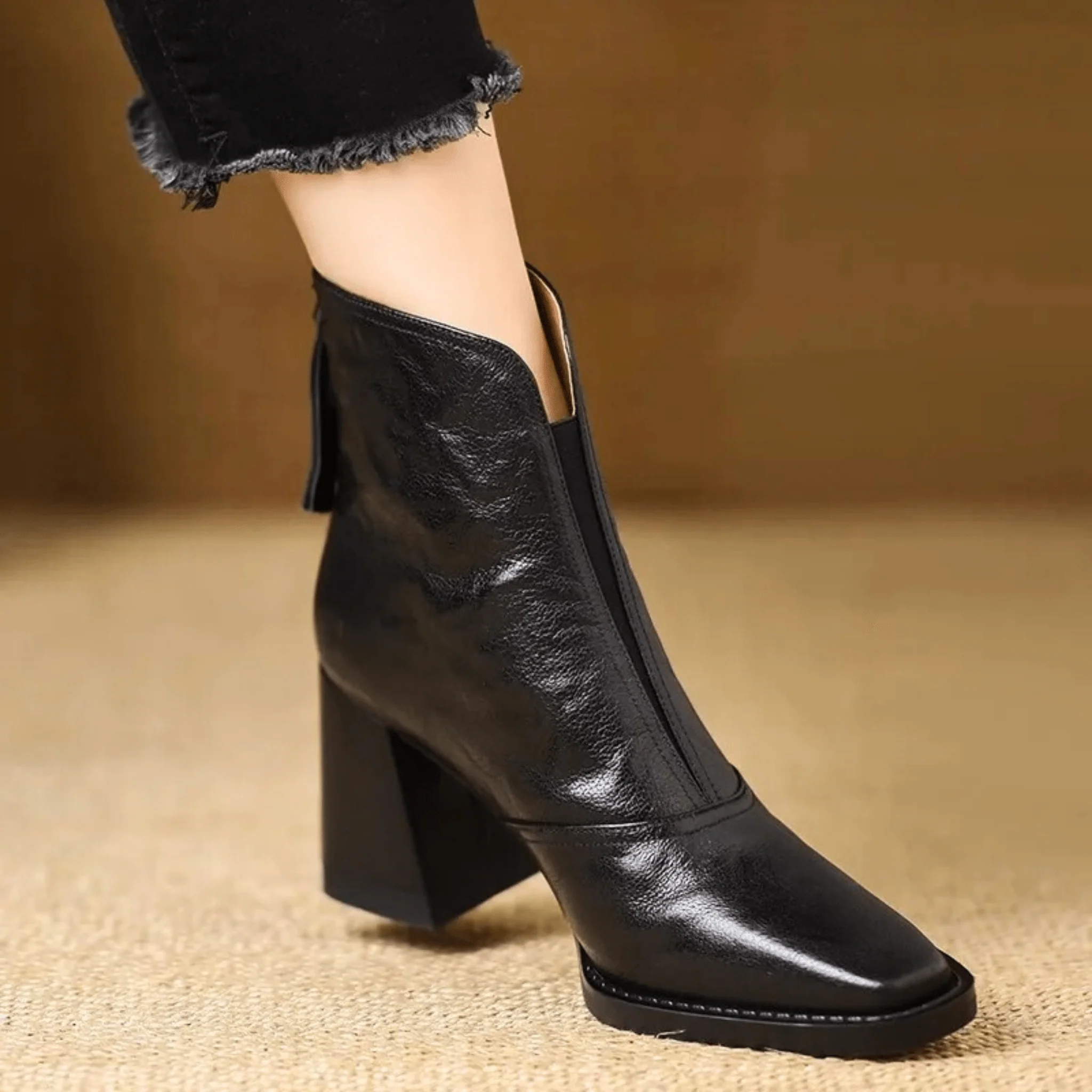 NOE - Botines de lujo de tacón medio