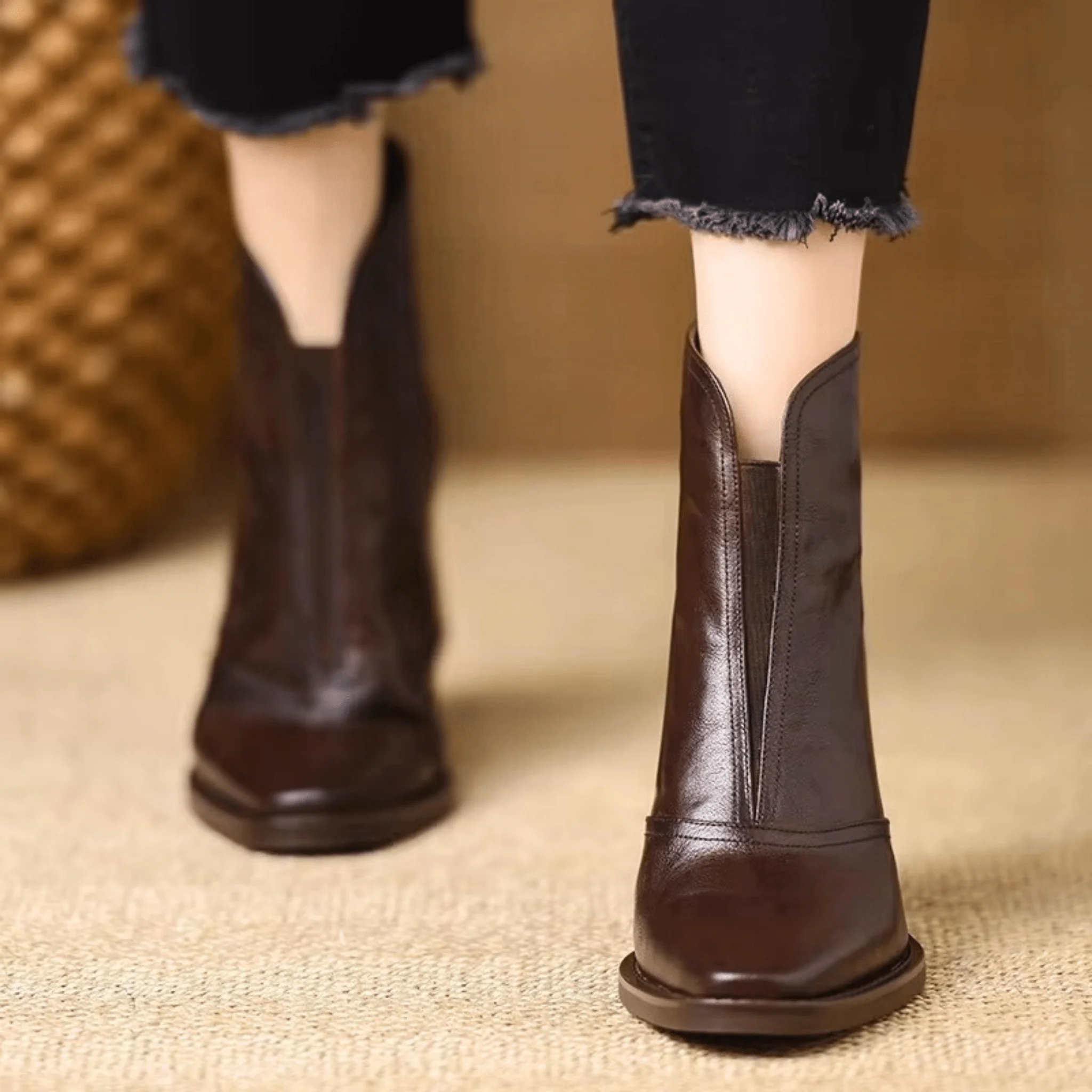 NOE - Botines de lujo de tacón medio